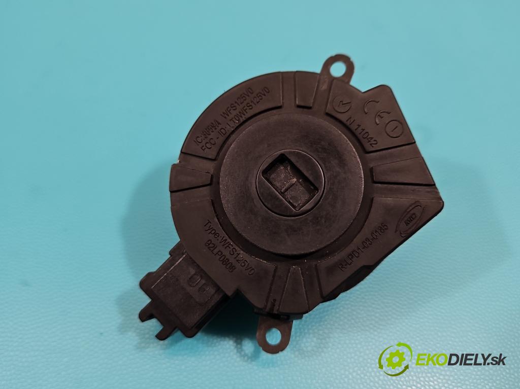 Volvo V50 2.0 hdi 136 HP manual 100 kW 1997 cm3 5- Spínačka 30768036 (Spínacia skrinka)