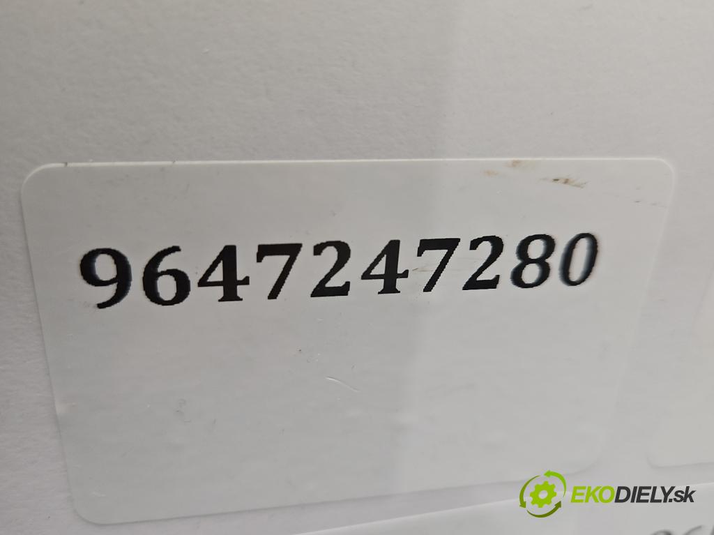 Volvo V50 2.0 hdi 136 HP manual 100 kW 1997 cm3 5- vstrek 9647247280 (Vstrekovač paliva)