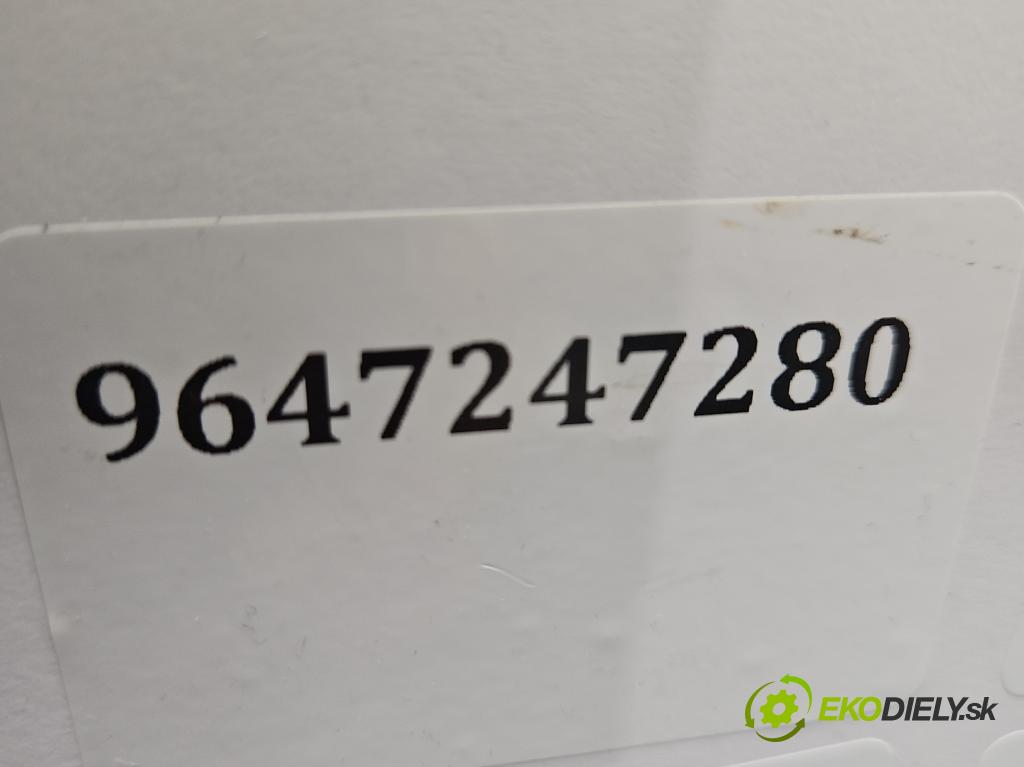 Volvo V50 2.0 hdi 136 HP manual 100 kW 1997 cm3 5- vstrek 9647247280 (Vstrekovač paliva)