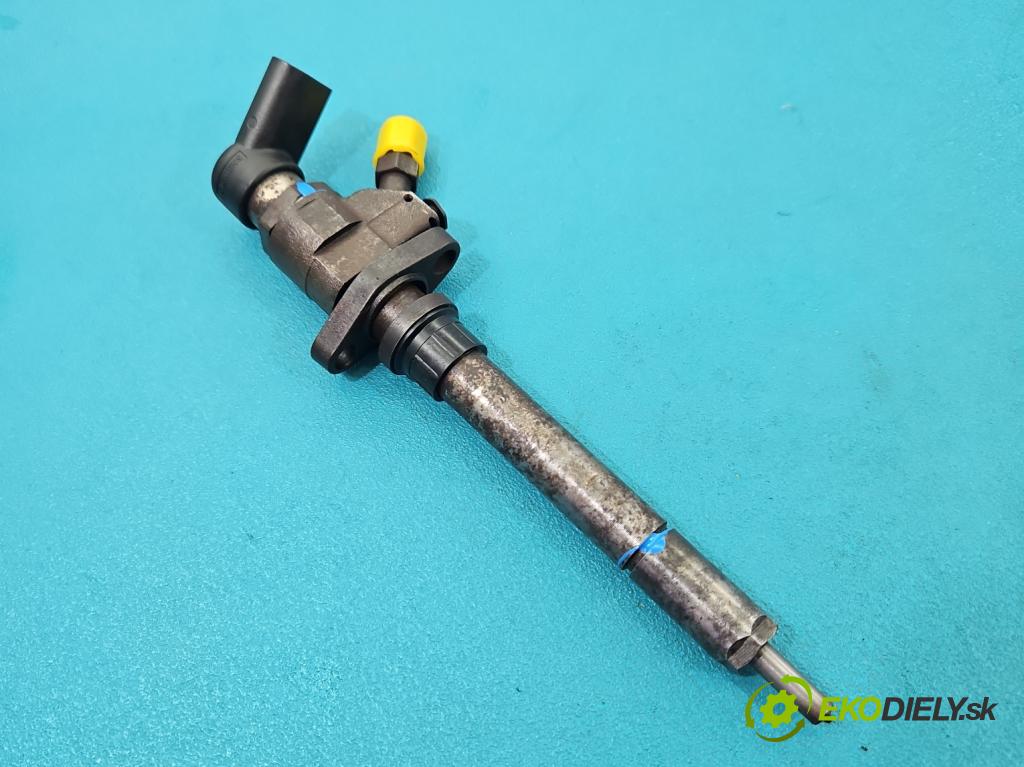 Volvo V50 2.0 hdi 136 HP manual 100 kW 1997 cm3 5- vstrek 9647247280 (Vstrekovač paliva)