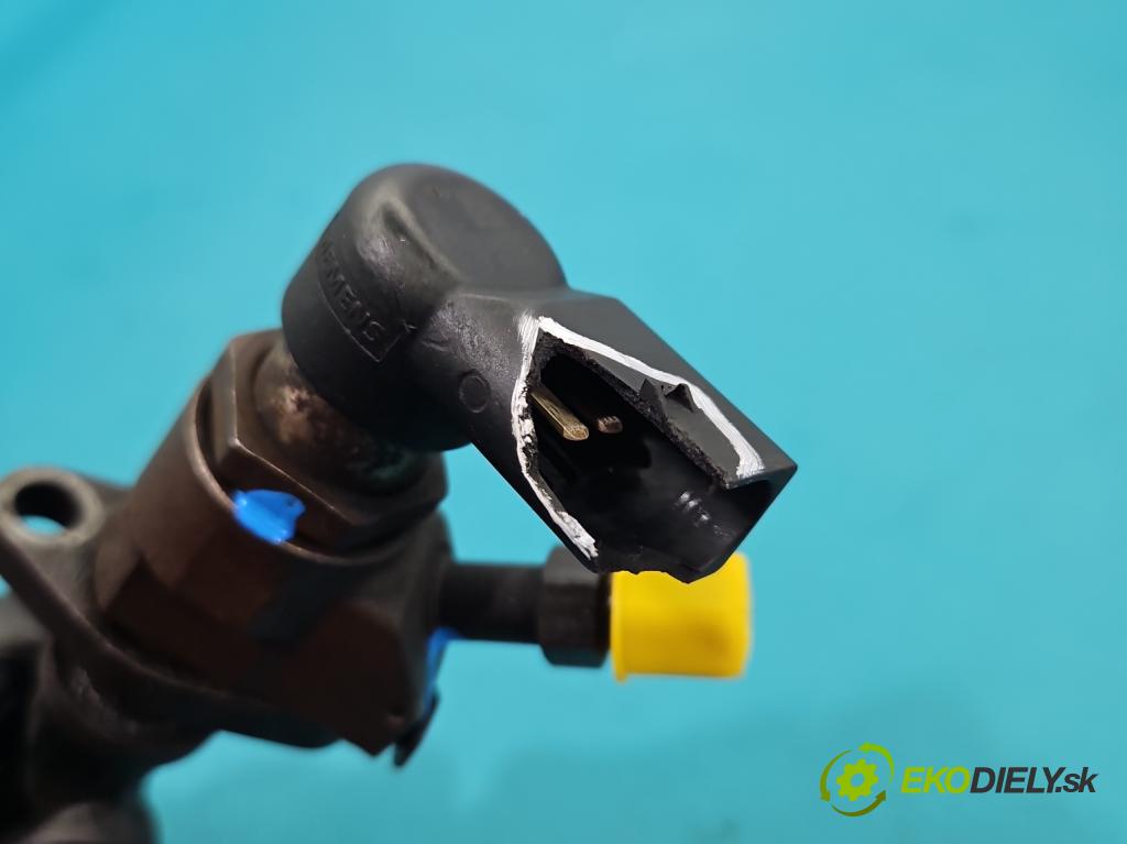 Volvo V50 2.0 hdi 136 HP manual 100 kW 1997 cm3 5- vstrek 9647247280 (Vstrekovač paliva)