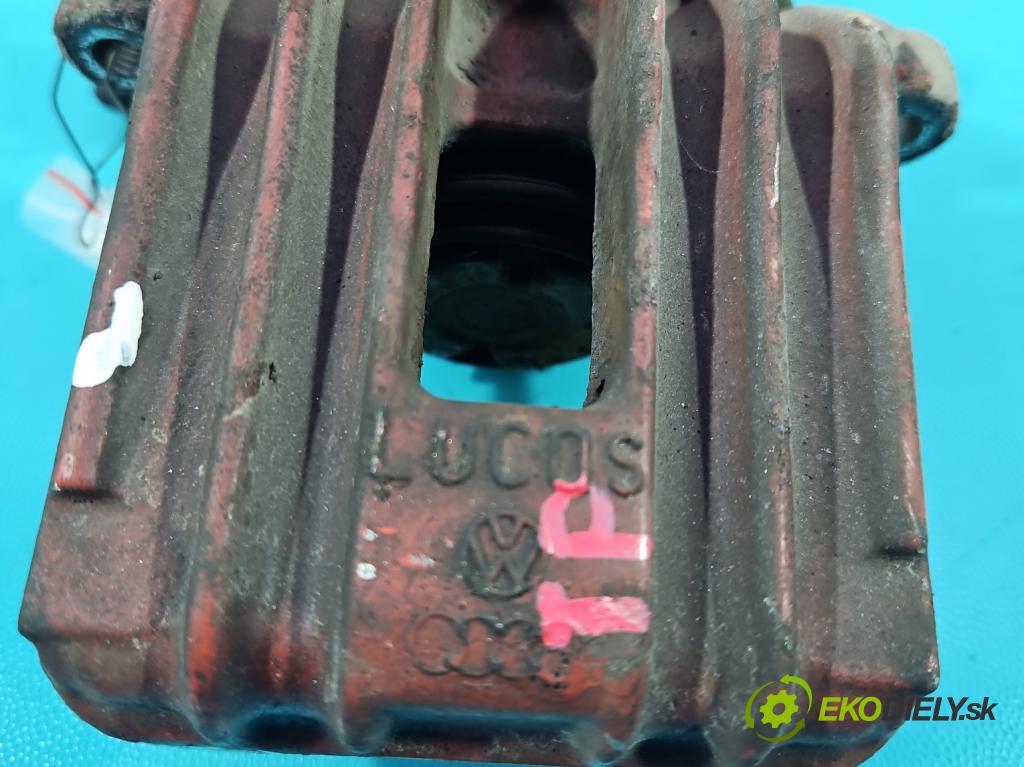 Audi A3 8L 1996-2003 1.8 20V 125 HP automatic 92 kW 1781 cm3 3- brzdič zadné pravý  (Kľučka dverí ostatné)