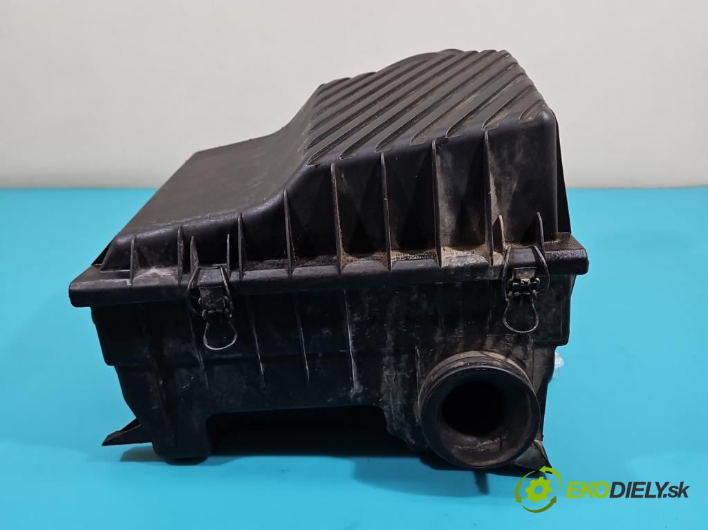 Vw Passat B3 1988-1993 1.8 90 HP manual 66 kW 1781 cm3 5- obal filtra vzduchu 357129607 (Obal vzduchového filtra)