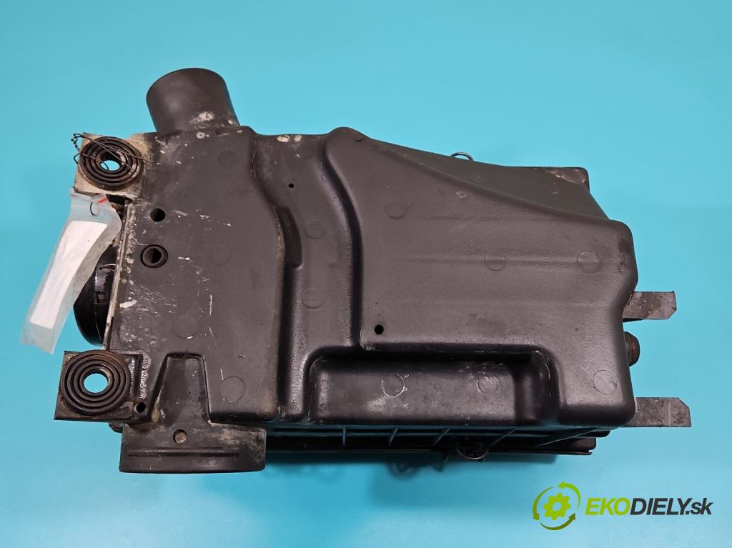 Vw Passat B3 1988-1993 1.8 90 HP manual 66 kW 1781 cm3 5- obal filtra vzduchu 357129607 (Obal vzduchového filtra)