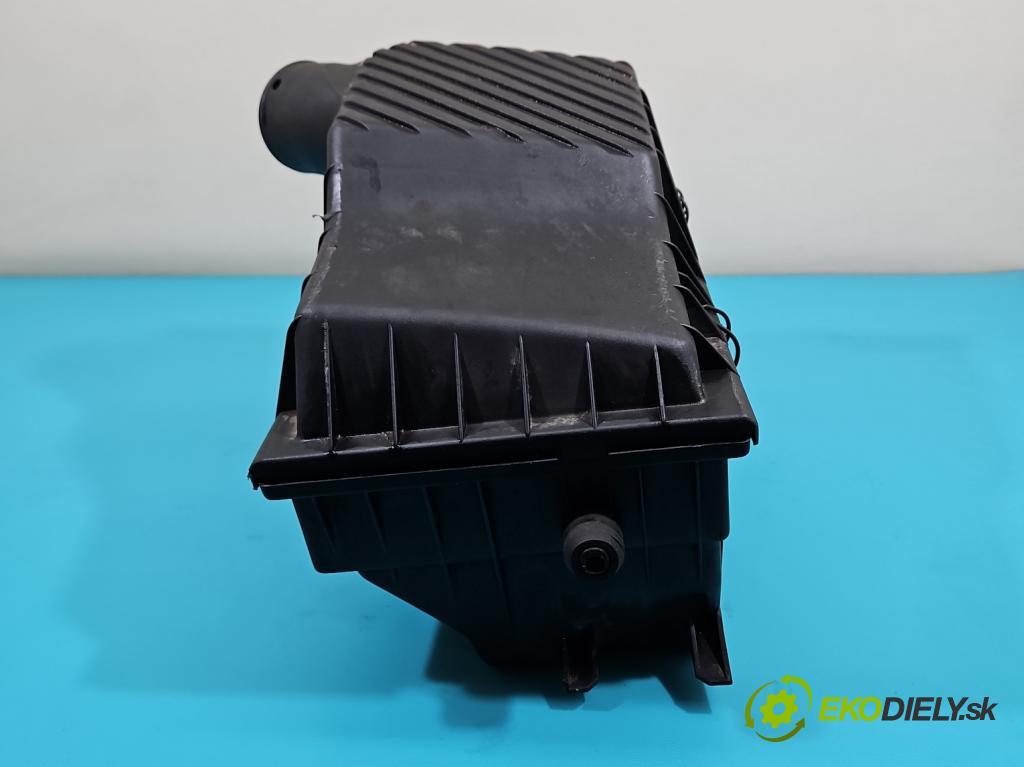 Vw Passat B3 1988-1993 1.8 90 HP manual 66 kW 1781 cm3 5- obal filtra vzduchu 357129607 (Obal vzduchového filtra)
