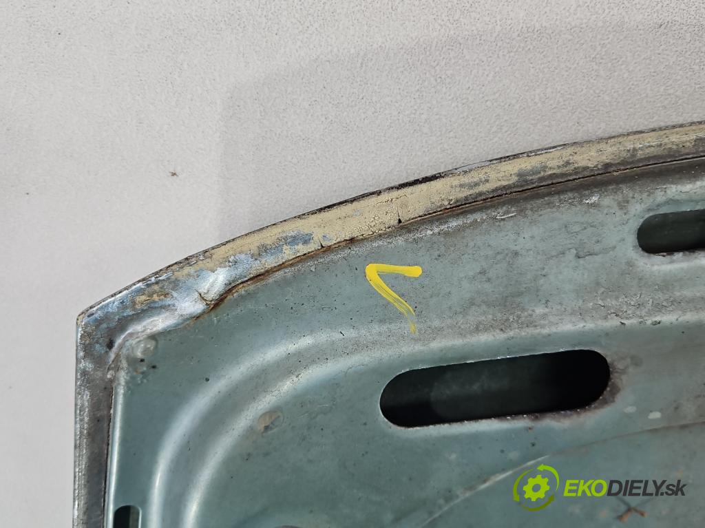 Vw Passat B3 1988-1993 1.8 90 HP manual 66 kW 1781 cm3 5- kapota predná