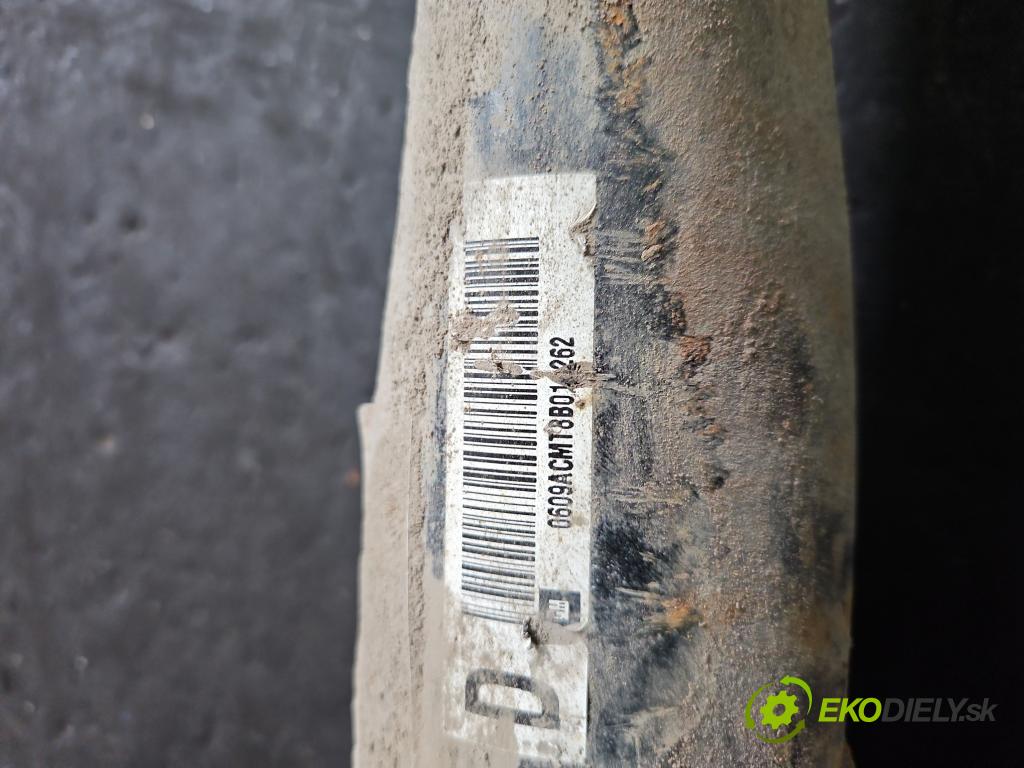 Opel Astra V  2015- 1.6 cdti 110 hp manual 81 kW 1598 cm3 5- zadní výztuha  (Výztuhy zadní)