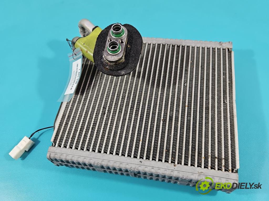 Kia Niro I 2016-2022 1.6 GDI 105 hp automatic 77,2 kW 1580 cm3 5- radiátor  (Radiátory topení)