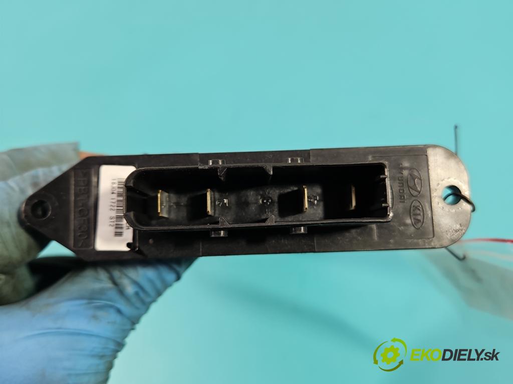 Kia Niro I 2016-2022 1.6 GDI 105 hp automatic 77,2 kW 1580 cm3 5- radiátor  (Radiátory topení)