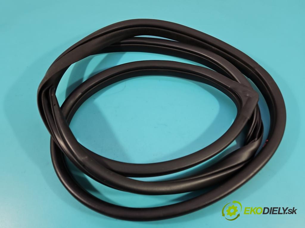 Kia Niro I 2016-2022 1.6 GDI 105 hp automatic 77,2 kW 1580 cm3 5- Těsnění: dveře zadní levé  (Ostatní)