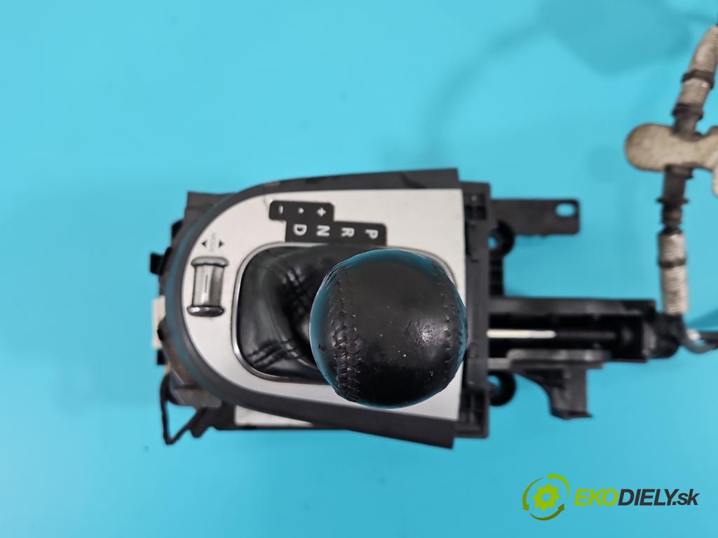 Peugeot 4007 2007-2012 2.2 hdi 156 HP automatic 115 kW 2179 cm3 5- Páka: Změny: stupeň,rýchlosť 2400A205HA (Rýchlostná páka (kulisa))