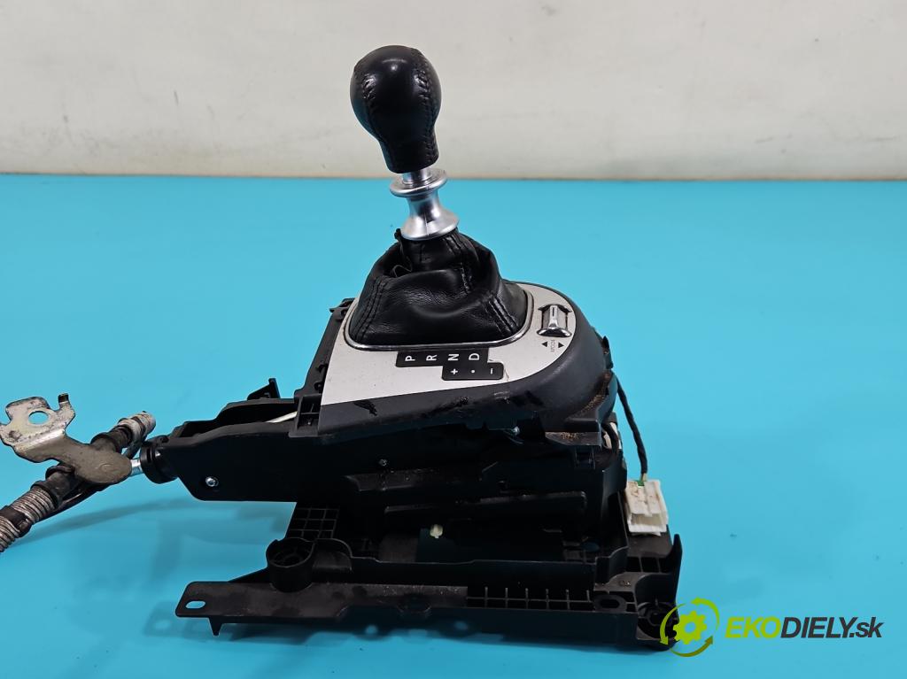 Peugeot 4007 2007-2012 2.2 hdi 156 HP automatic 115 kW 2179 cm3 5- Páka: Změny: stupeň,rýchlosť 2400A205HA (Rýchlostná páka (kulisa))