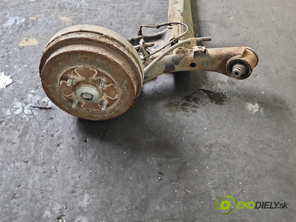 Nissan Note II 2012-2016 1.2 16V 80 hp manual 59 kW 1198 cm3 5- zadní výztuha  (Výztuhy zadní)