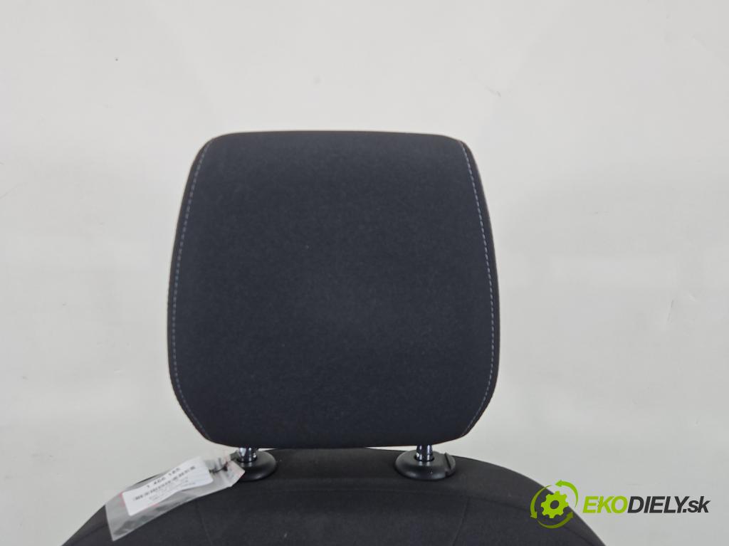 Bmw 1 F20 2011-2019 1.6 T 136hp manual 100 kW 1598 cm3 5- Sedadlo pravý  (Sedačky, sedadla)
