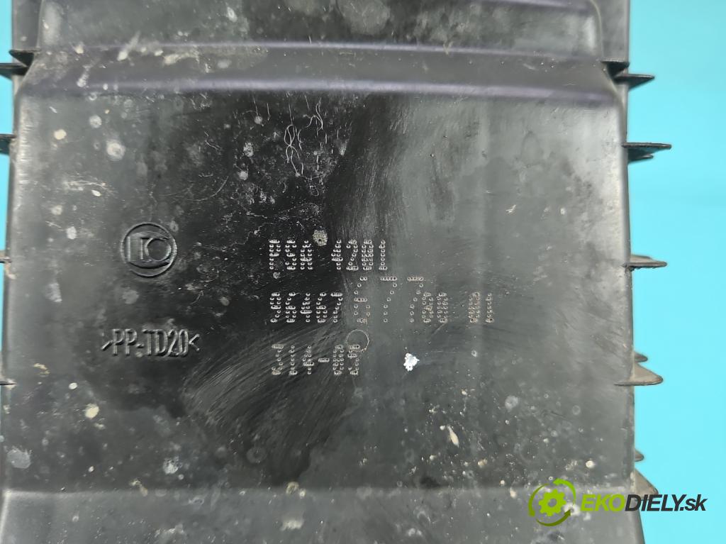 Peugeot 407 2.2 16V 163 HP manual 120 kW 2230 cm3 5- obal filtra vzduchu 9646767780 (Obal vzduchového filtra)