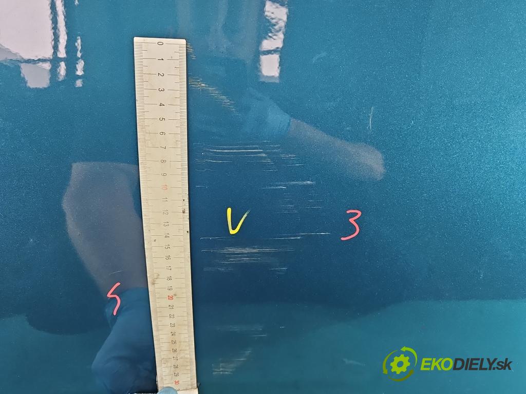 Toyota Yaris III 2011-2020 1.4 D4D 90 hp manual 66 kW 1364 cm3 5- dveře zadní pravé  (Klika dveří ostatní)