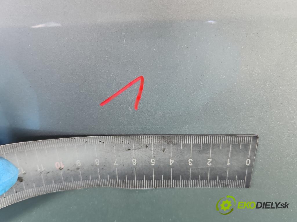 Toyota Corolla Verso II 2004-2009 1.6 vvti 110 hp manual 81 kW 1598 cm3 5- dveře přední levé  (Klika dveří ostatní)