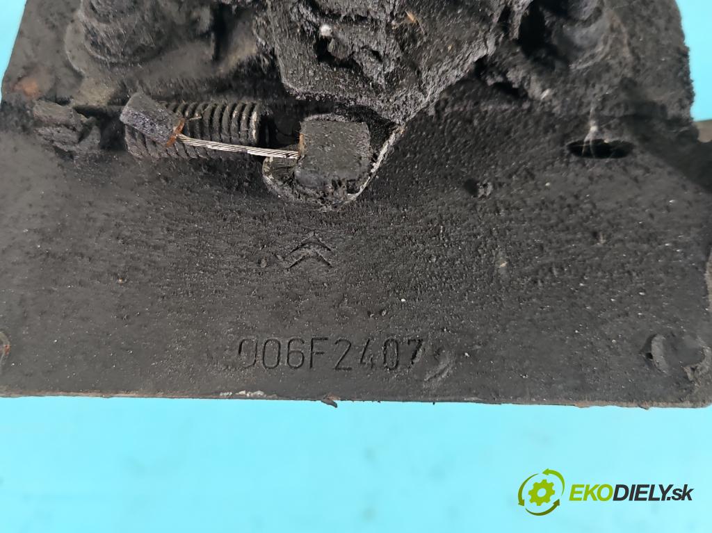 Citroen C4 Grand picasso I 2006-2013 1,8.0 18V 125 hp manual 92 kW 1749 cm3 5- stěna přední  (Výztuhy přední)