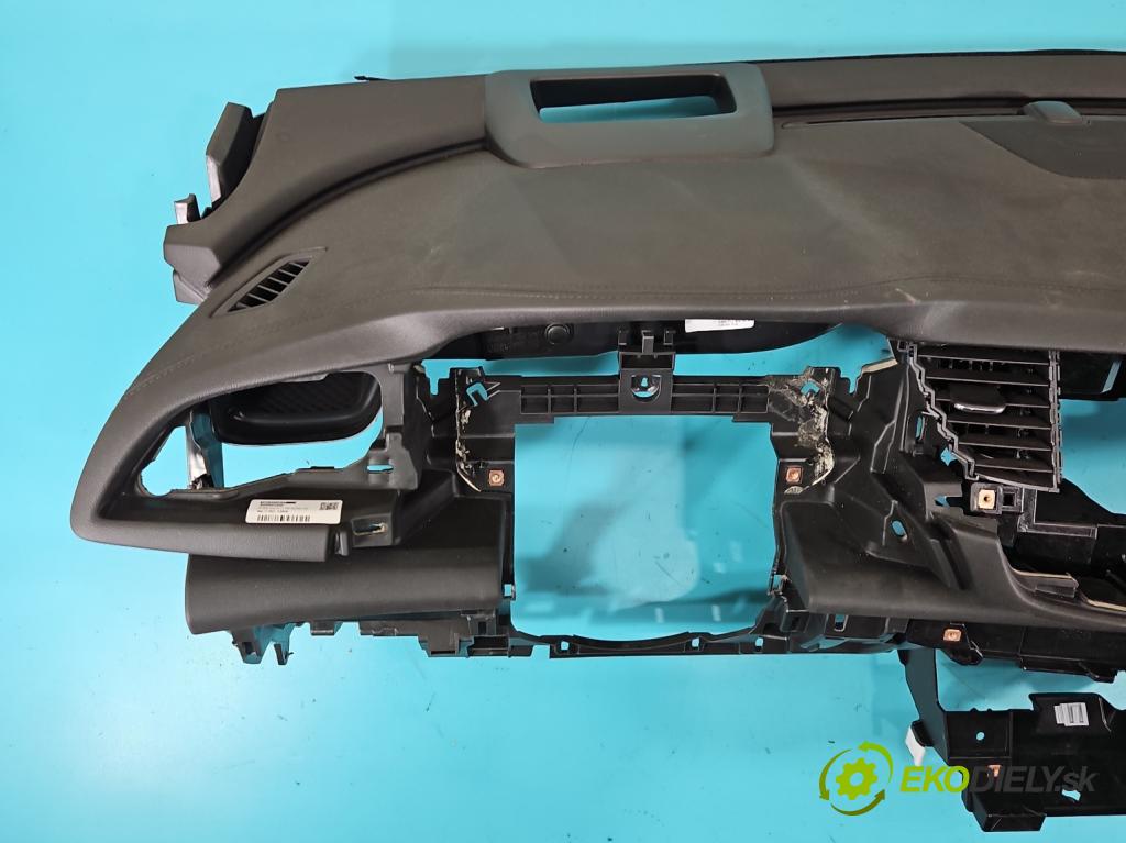 Opel Insignia B 2017-2022 2.0 cdti 174 hp automatic 128 kW 1995 cm3 5- kokpit,přistrojova deska