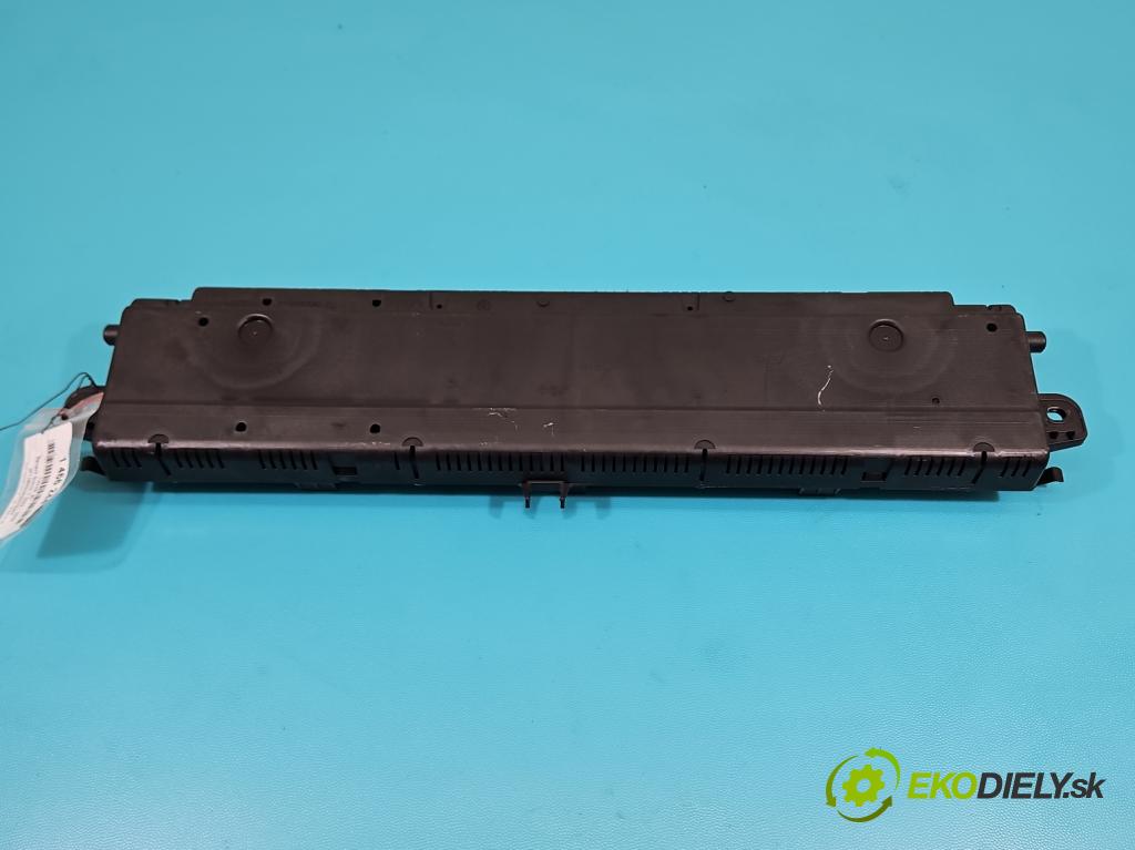 Renault Scenic II 2003-2009 1.9 dci 120 HP manual 88 kW 1870 cm3 5- prístrojovka/ budíky P8200451505A (Prístrojová doska)