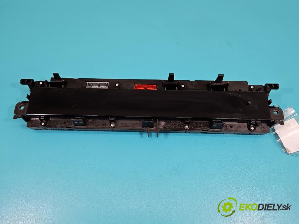 Renault Scenic II 2003-2009 1.9 dci 120 HP manual 88 kW 1870 cm3 5- prístrojovka/ budíky P8200451505A (Prístrojová doska)