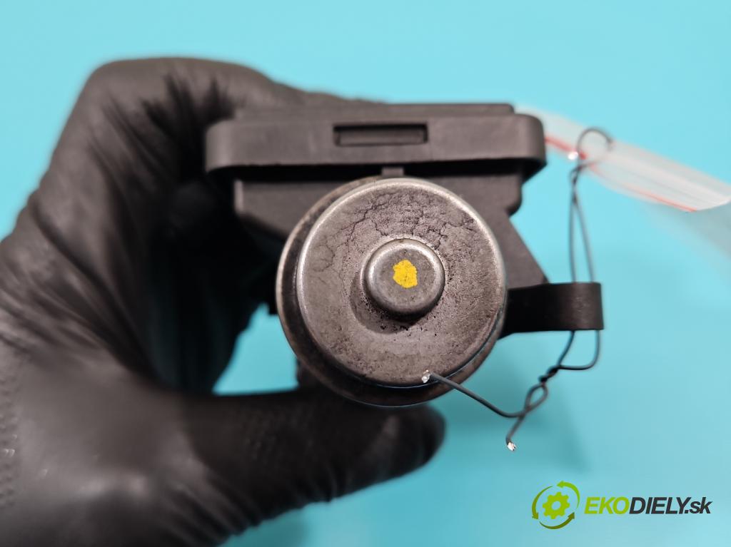 Lancia Thema II 2011-2014 3.0 CRD 239KM automatic 176 kW 2987 cm3 4- Ovladač: klapky: kolektor ESR0005 (Motorček ostatné)