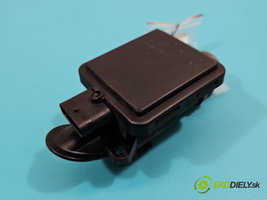 Lancia Thema II 2011-2014 3.0 CRD 239KM automatic 176 kW 2987 cm3 4- Ovladač: klapky: kolektora: ESR0005 (Motorek ostatní)