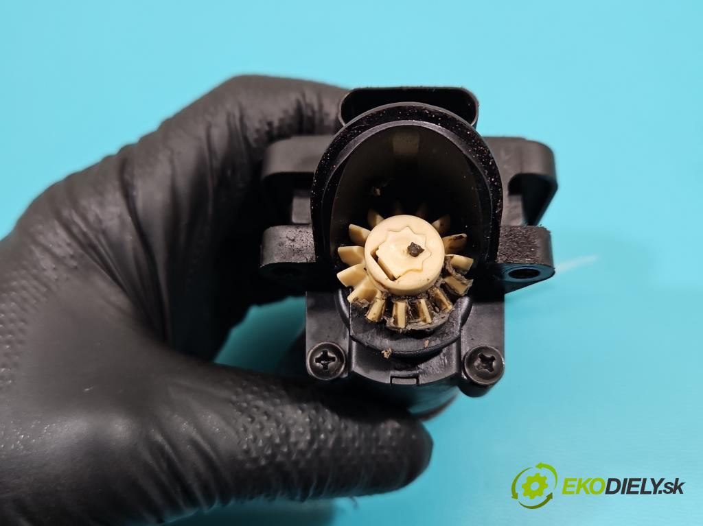 Lancia Thema II 2011-2014 3.0 CRD 239KM automatic 176 kW 2987 cm3 4- Ovladač: klapky: kolektor ESR0005 (Motorček ostatné)