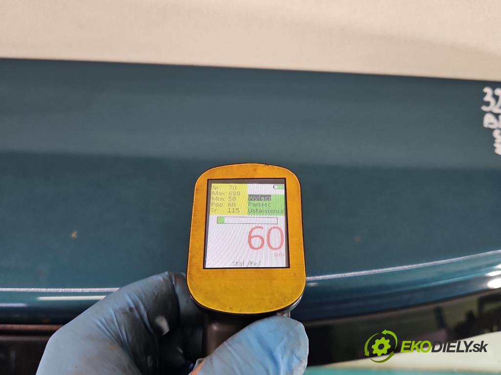 Toyota Yaris III 2011-2020 1.4 D4D 90 hp manual 66 kW 1364 cm3 5- zadní kufrové dveře  (Zadní kapota (kufr))