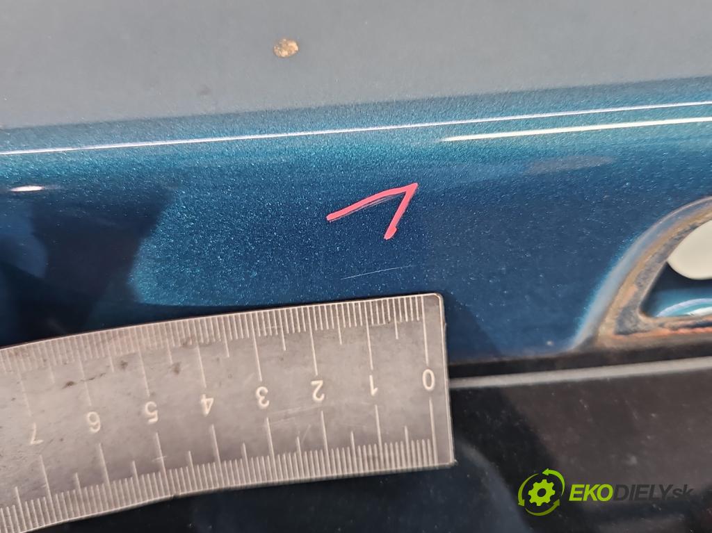 Toyota Yaris III 2011-2020 1.4 D4D 90 hp manual 66 kW 1364 cm3 5- zadní kufrové dveře  (Zadní kapota (kufr))