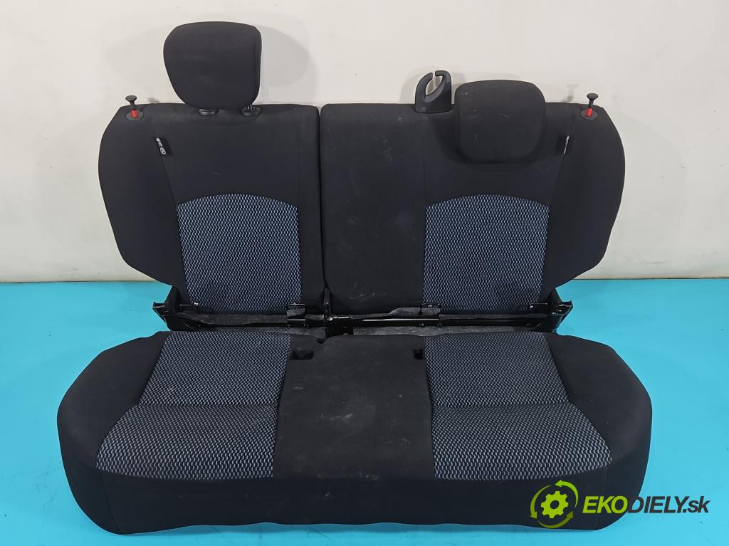 Nissan Note II 2012-2016 1.2 16V 80 HP manual 59 kW 1198 cm3 5- Pohovka: zadné  (Sedadlo)
