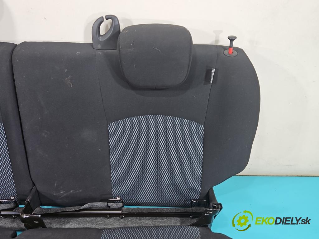 Nissan Note II 2012-2016 1.2 16V 80 HP manual 59 kW 1198 cm3 5- Pohovka: zadné  (Sedadlo)