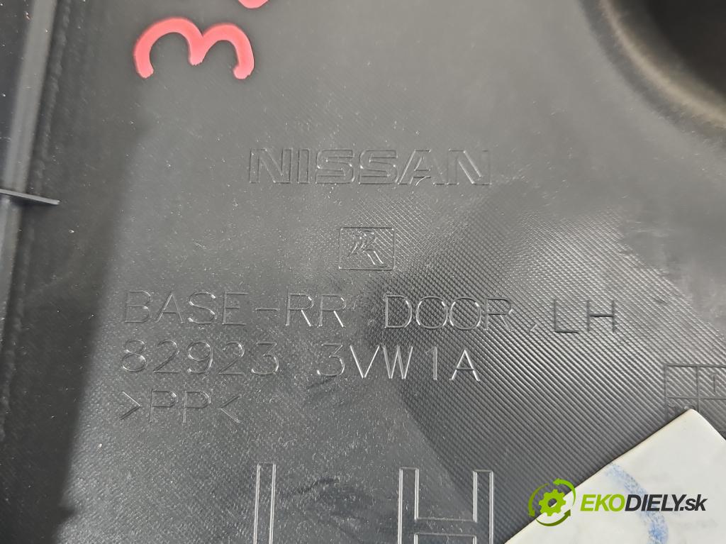 Nissan Note II 2012-2016 1.2 16V 80 hp manual 59 kW 1198 cm3 5- Tapacír: dveře zadní levé 829233VW1A