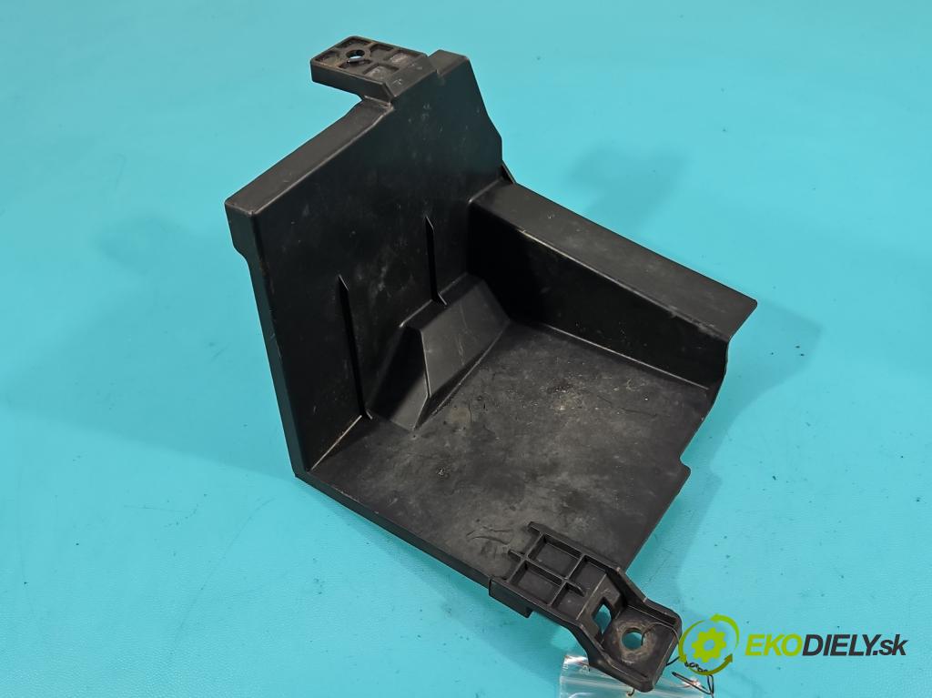 Nissan Note II 2012-2016 1.2 16V 80 HP manual 59 kW 1198 cm3 5- kryt plast 92184-3VA1A