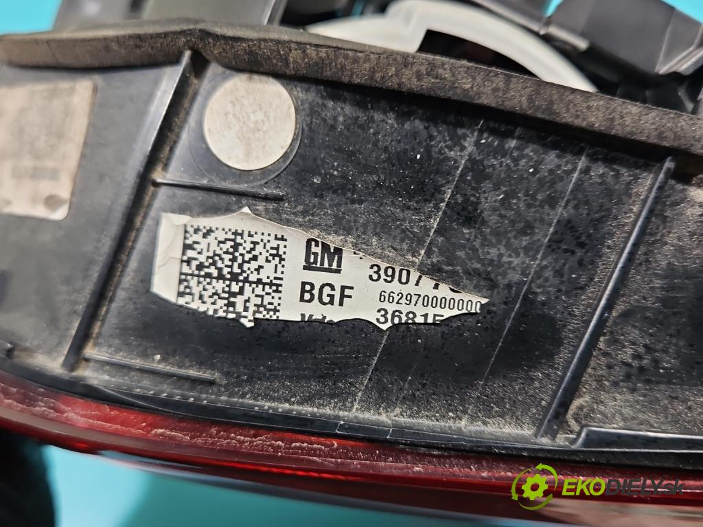 Opel Astra V  2015- 1.6 cdti 110 hp manual 81 kW 1598 cm3 5- světlo zadní pravé 39077379 (Ostatné)