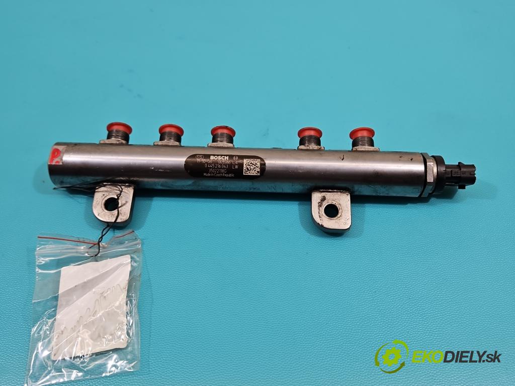 Lancia Thema II 2011-2014 3.0 CRD 239KM automatic 176 kW 2987 cm3 4- lišta vstrekovacia 0445216043 (Vstrekovacia lišta)