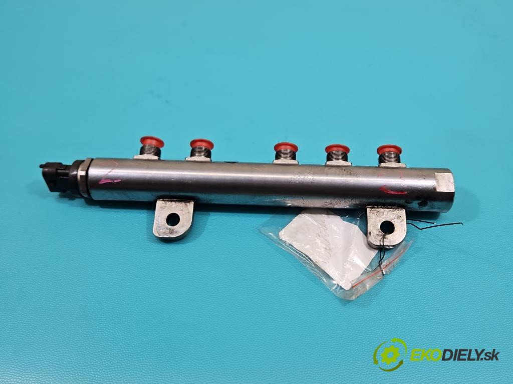 Lancia Thema II 2011-2014 3.0 CRD 239KM automatic 176 kW 2987 cm3 4- lišta vstrekovacia 0445216043 (Vstrekovacia lišta)