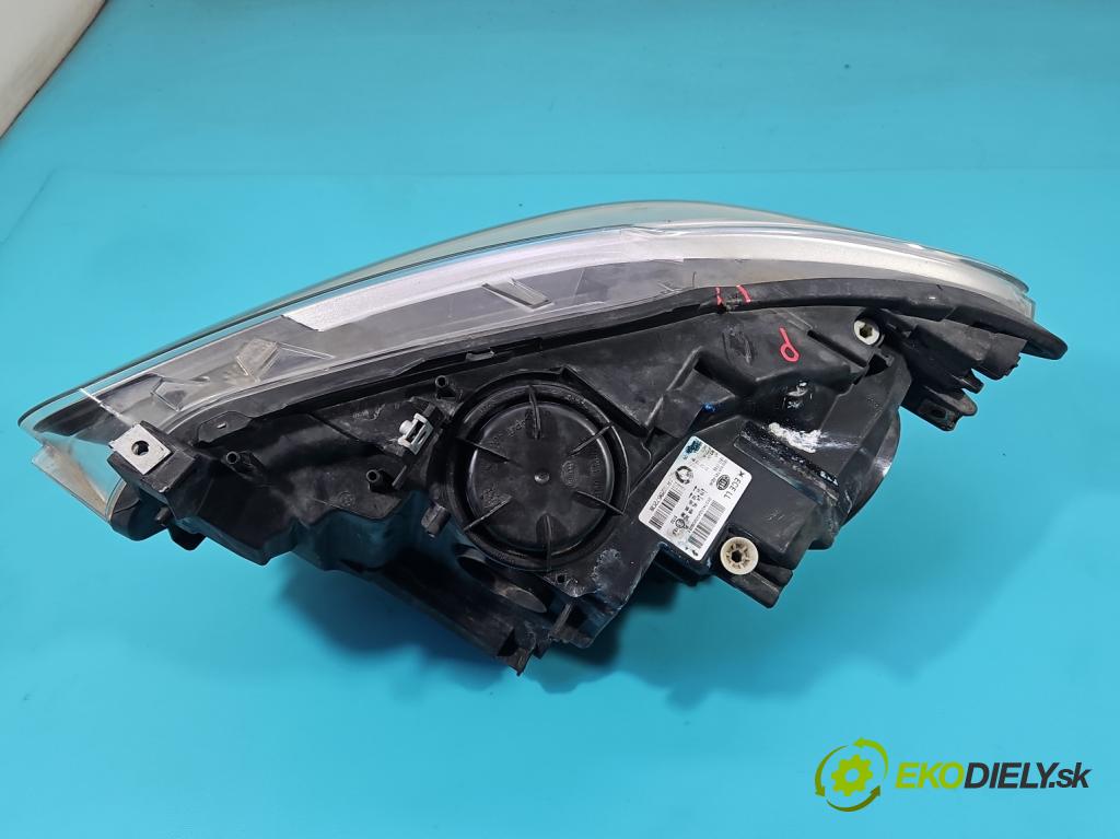Bmw 1 F20 2011-2019 1.6 T 136 HP manual 100 kW 1598 cm3 5- Reflektor: pravý 7229672 (Svetlo predné pravé)