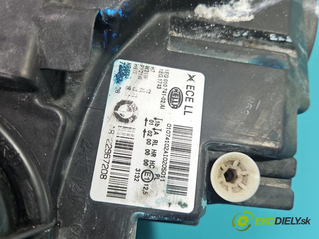Bmw 1 F20 2011-2019 1.6 T 136 HP manual 100 kW 1598 cm3 5- Reflektor: pravý 7229672 (Svetlo predné pravé)