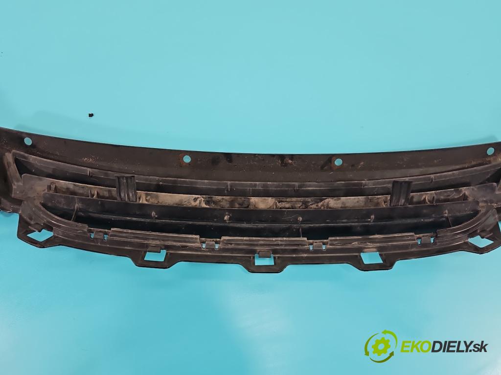 Bmw 1 F20 2011-2019 1.6 T 136 HP manual 100 kW 1598 cm3 5- blenda mriežka: nárazník stredová 7245733