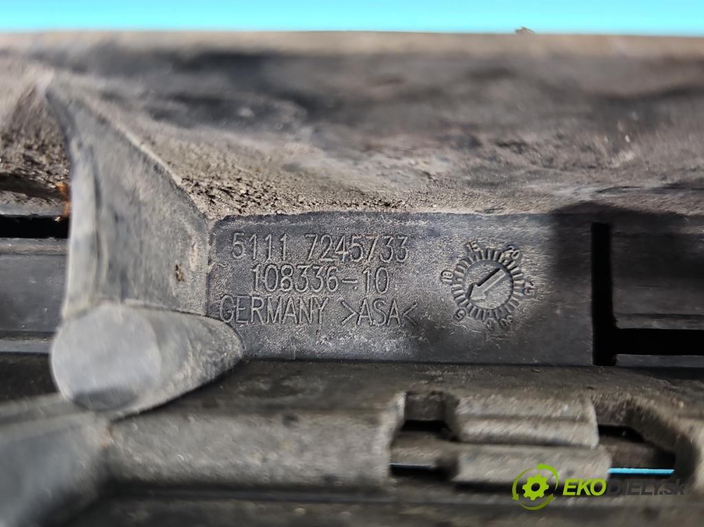 Bmw 1 F20 2011-2019 1.6 T 136 HP manual 100 kW 1598 cm3 5- blenda mriežka: nárazník stredová 7245733