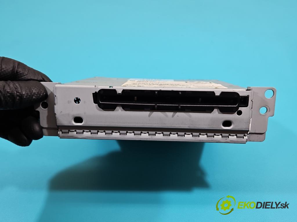 Bmw 1 F20 2011-2019 1.6 T 136 HP manual 100 kW 1598 cm3 5- Radio originál 9281911