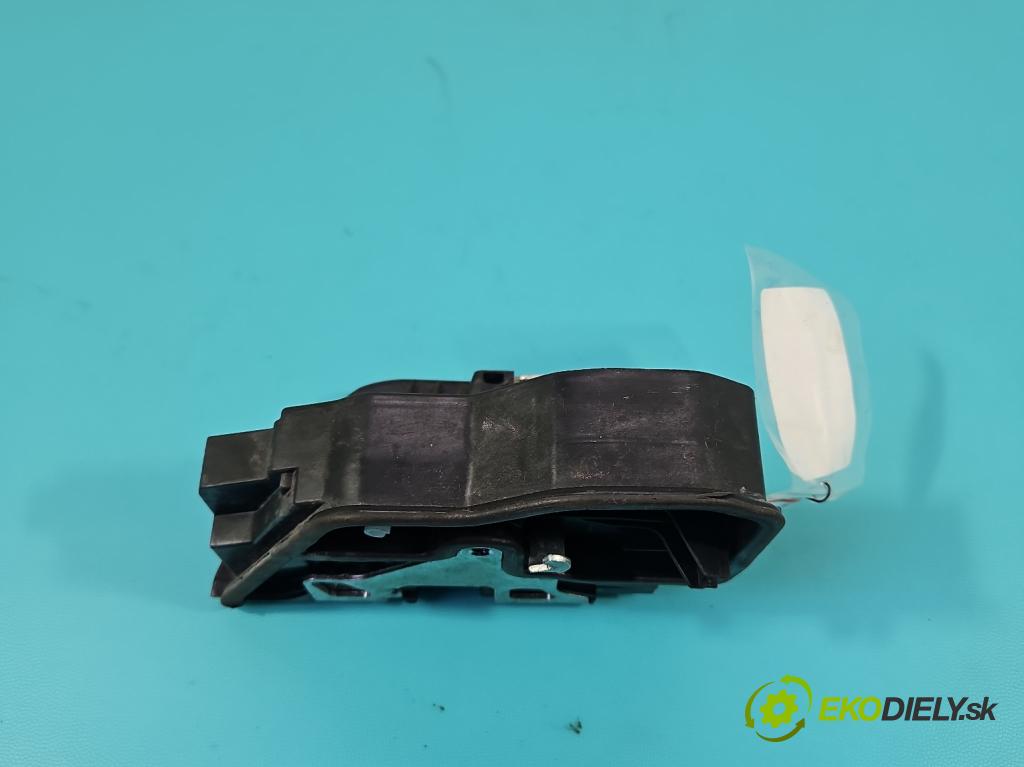 Bmw 1 F20 2011-2019 1.6 T 136hp manual 100 kW 1598 cm3 5- zámek přední levý 7229461