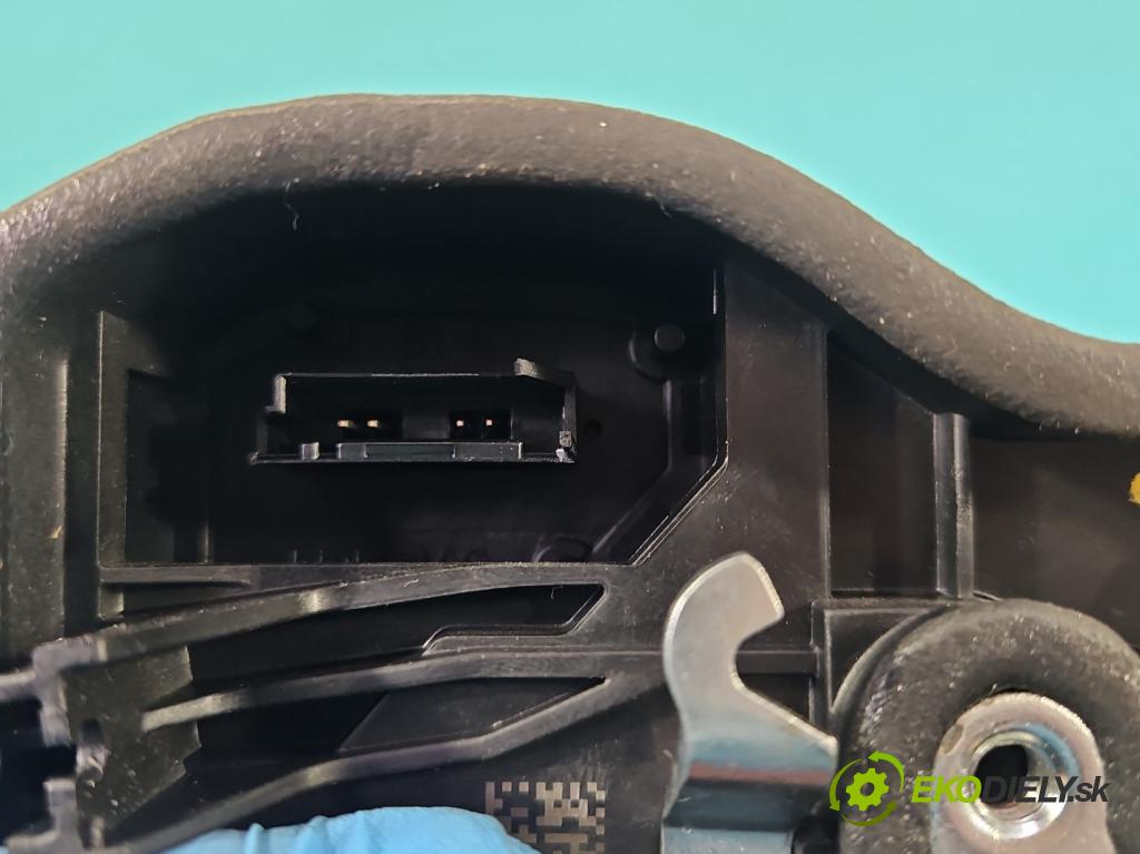 Bmw 1 F20 2011-2019 1.6 T 136hp manual 100 kW 1598 cm3 5- zámek přední pravý 7229458