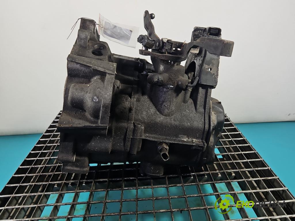 Vw Polo IV 9N 2001-2009 1.9 sdi 64 HP manual 47 kW 1896 cm3 5- prevodovka stupeň,rýchlosť manual GSA