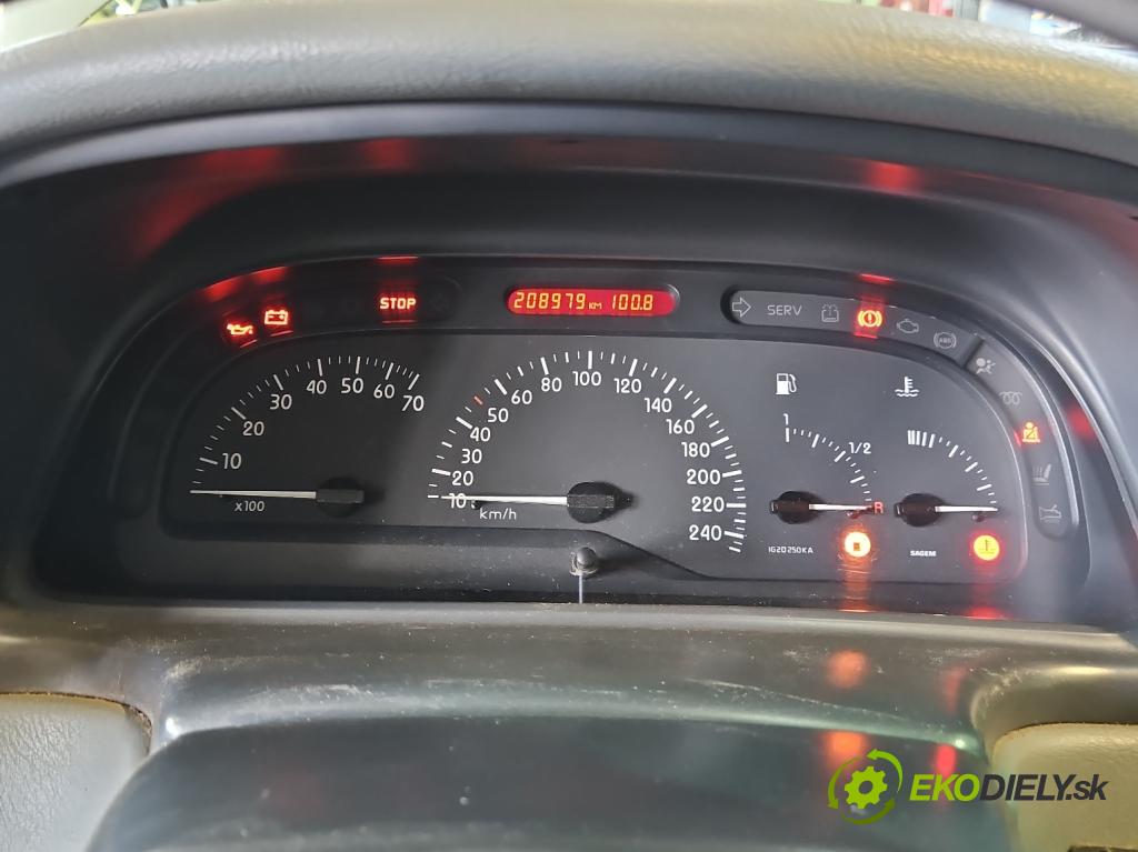 Renault Laguna I 1994-2001 1.6 16V 107 HP manual 79 kW 1598 cm3 5- prístrojovka/ budíky 21623667-4 (Prístrojová doska)