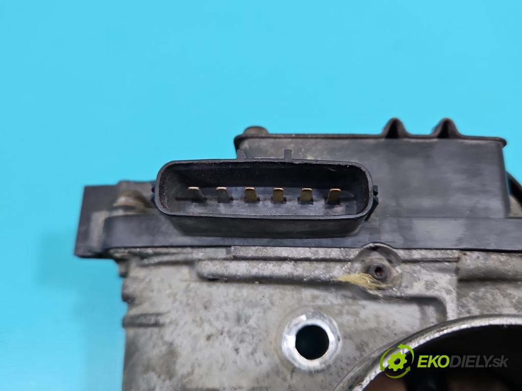 Mitsubishi Grandis 2.4 16V 165 HP automatic 121 kW 2378 cm3 5- klapka EAC60-020 (Škrtiaca klapka)