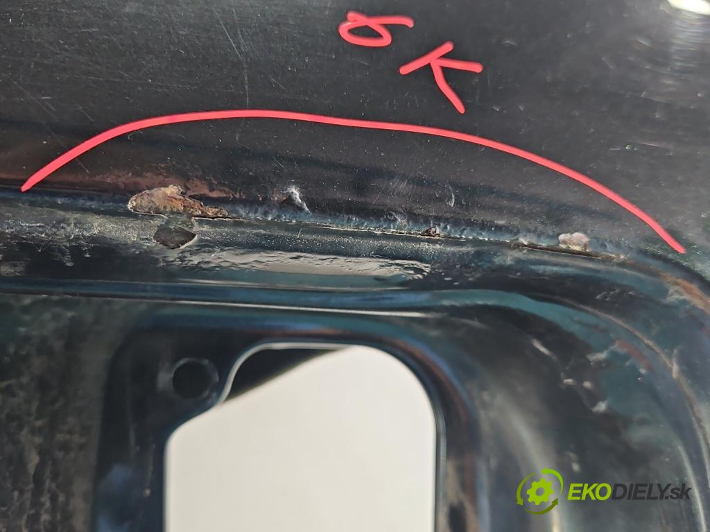 Audi A6 C5 1997-2004 2.5 tdi 179KM automatic 132 kW 2496 cm3 5- zadní kufrové dveře  (Zadní kapota (kufr))