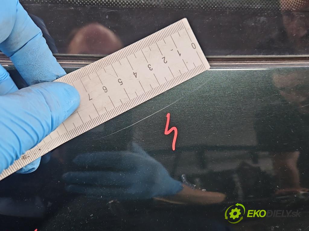 Audi A6 C5 1997-2004 2.5 tdi 179KM automatic 132 kW 2496 cm3 5- zadní kufrové dveře  (Zadní kapota (kufr))