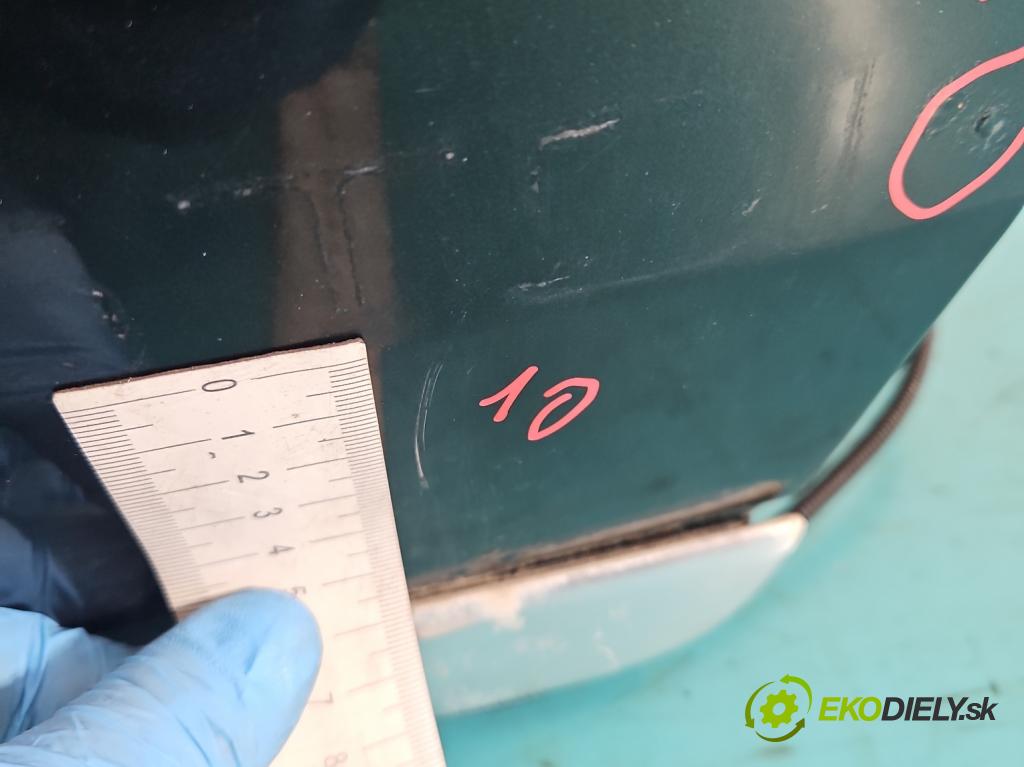 Audi A6 C5 1997-2004 2.5 tdi 179KM automatic 132 kW 2496 cm3 5- zadní kufrové dveře  (Zadní kapota (kufr))